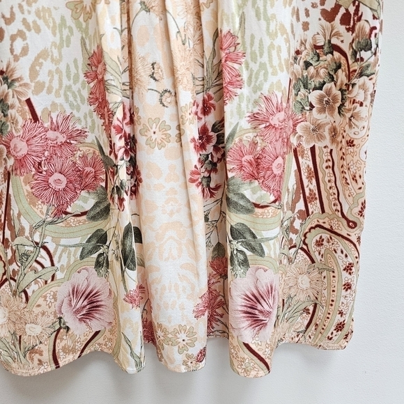 Soft Surroundings Oversized Floral Shirt with Light Pleating Detail, Size Small - Picture 7 of 12